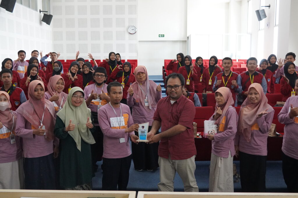 Kunjungan Siswa dan Guru SMK Muhammadiyah 2 Nganjuk di Universitas Muhammadiyah Yogyakarta (UMY)